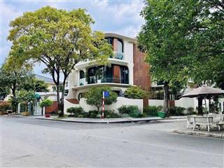 Biệt thự mỹ phú, phú mỹ hưng, 16x19m, bán 135 tỷ  0938 602 *** nhân