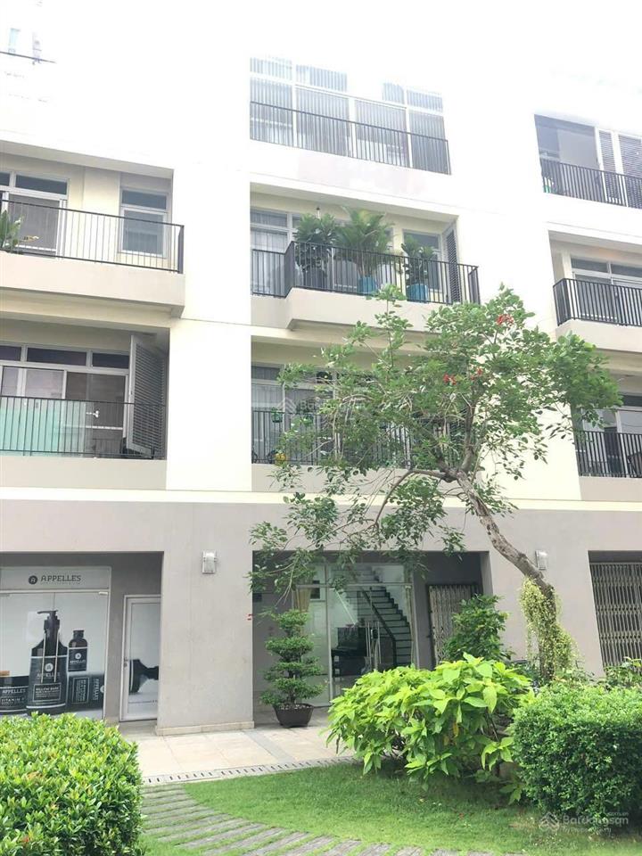 Cặp nhà phố star hill, phú mỹ hưng, 12x15m, bán 90 tỷ xem nhà 0938 602 *** nhân