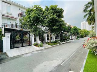 Biệt thự mỹ quang, phú mỹ hưng, 10.5x22m, bán 84 tỷ 0938 602 *** nhân