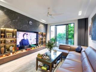 CHỈ 21 TỶ SỞ HỮU NHÀ DT 53M, VỊ TRÍ ĐẸP, NGÕ THÔNG, GẦN PHỐ, Ô TÔ TRÁNH PHỐ MẠC THÁI TỔ. 