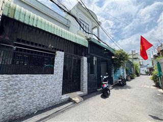 Bán nhà phạm văn đồng  linh tây  50m2  nhà 2 tầng  hẻm xe hơi thông  3 phòng ngủ