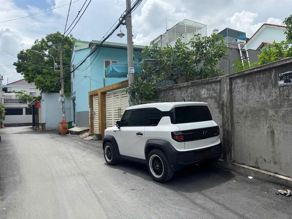 Bán nhà hoàng diệu 2 linh trung 50m2 full thổ cư sát hẻm xe hơi gần mặt tiền hoàng diệu 2