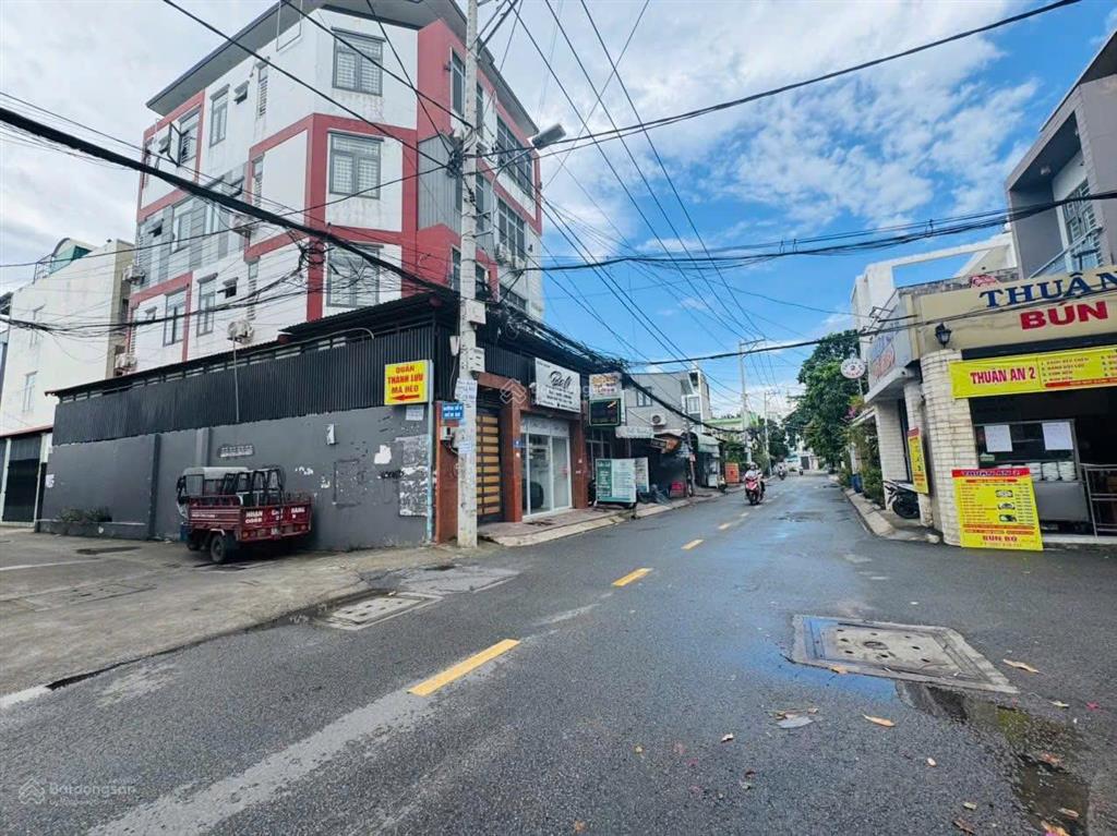 Bán nhà mặt tiền ngay hoàng diệu 2  thủ đức  180m2 (6x28)  1t1l  đường 10m  xây dựng cao tầng