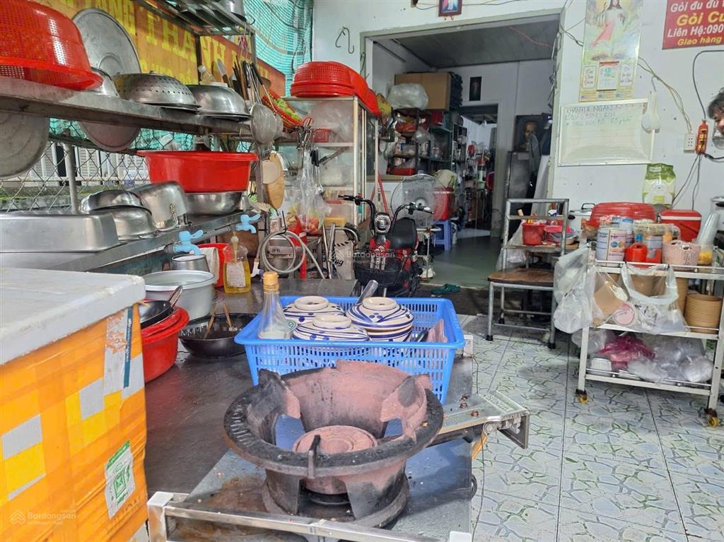 Bán nhà mặt tiền trường thọ  chợ thủ đức 174m2 (6 x 30)  cho thuê 20triệu/tháng  xây cao tầng