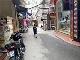 Chính chủ cần bán gấp nhà 3t, 50m2 mặt phố kinh doanh  gần cổng sắt phú đô giá cực tốt