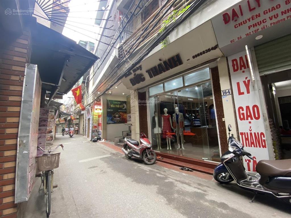 Chính chủ cần bán gấp nhà 3 tầng  50m2 phố kinh doanh sầm uất  trung tâm phú đô  giá cực tốt