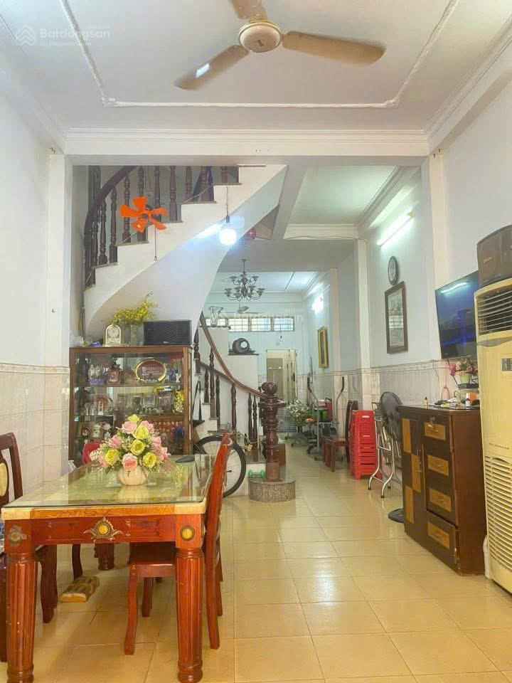 Nhà đẹp 5 phòng ngủ 3,9 x 16 4 tầng nguyễn chế nghĩa p13 q8