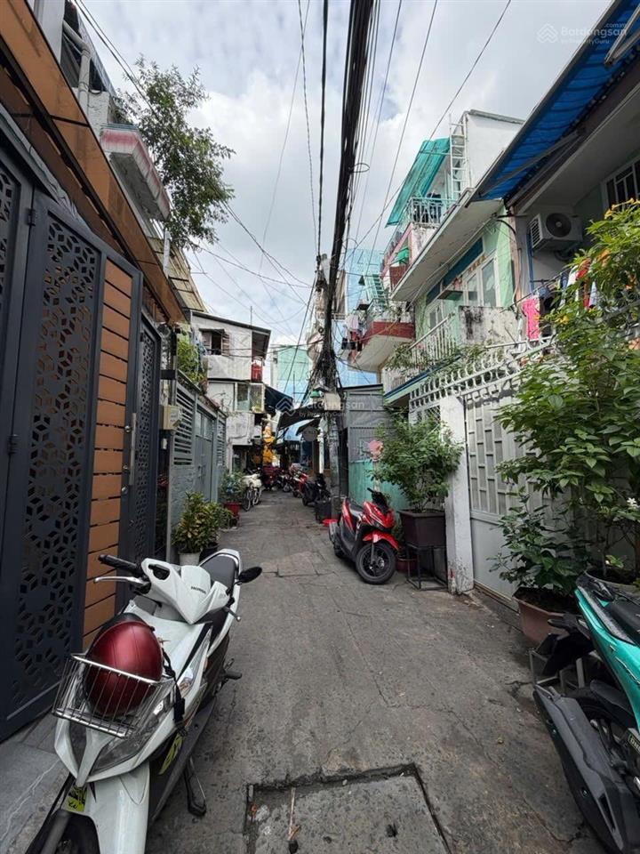 Nhà 5 tầng ngang 4m3 tiện kinh doanh căn hộ dịch vụ phường 13 quận 8