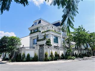 Bán nhà mặt tiền đường quách giai, dt 8x20m, hướng chính đông, hầm + 3 tầng, sổ hồng hoàn công