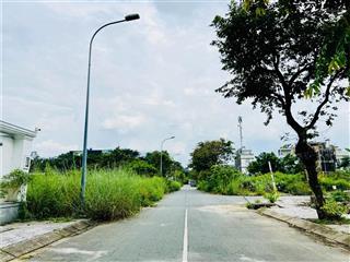 Bán đất sổ đỏ cá nhân cát lái, dt 5x20m, cách trường thcs cát lái 100 mét