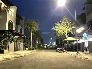 Bán đất sổ đỏ cát lái, dt 5x20m, 2 mặt tiền đường liên cảng phú hữu  cát lái, giá chỉ 80 triệu/m²