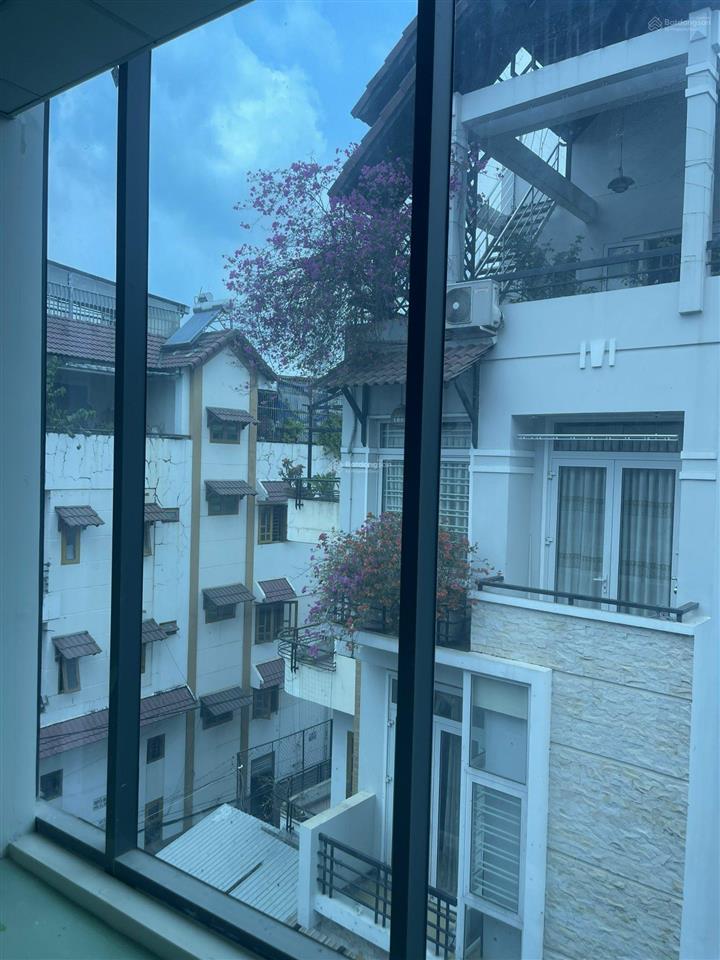 Bán biệt thự bàu cát dt 7,8 x 15m, cn 100m2 3 lầu. giá 12,9 tỷ tl
