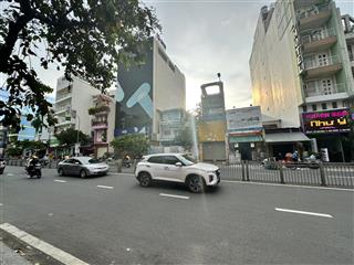 Cần tiền bán gấp mt cộng hòa, tuyến nhà ga t3. dt 4 x 28m, dtcn 105m2, giá 17tỷ500 tl