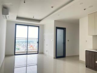 Cần sang nhượng ch q7 boulevard 2pn2wc(69m2) căn góc view sông chỉ 3,1 tỷ. 0904 469 ***