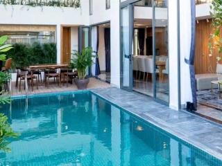 Siêu phẩm biệt thự 3 tầng mt anh thơ, có hồ bơi sang trọng, vip nhất nam việt á, dt 270m2 ngang 15m