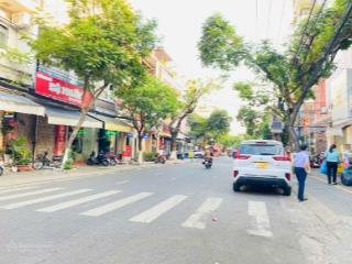 Bán 2 lô đất liền kề mặt tiền trưng nữ vương. dt 200m, ngang 11m. đoạn 2 chiều giao đường núi thành