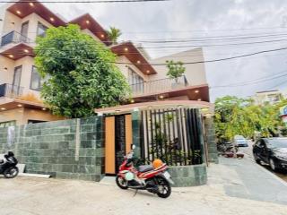 Bán villa 2 mặt tiền đường sơn thủy 8, tận hưởng không gian sống đẳng cấp,ngay cạnh sông nam việt á