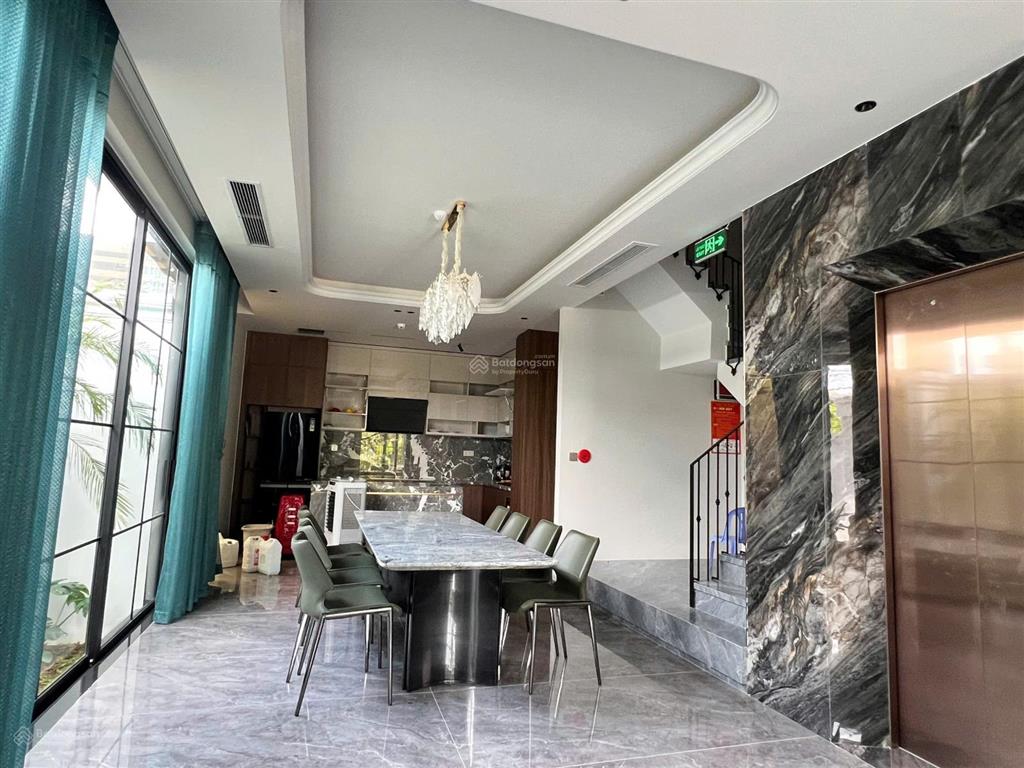 Bán biệt thự nam việt á, đường nghiêm xuân yên  diện tích rộng 285m², ngang 15m, vị trí đắc địa