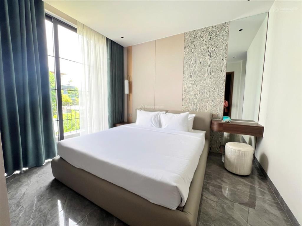 Bán biệt thự nam việt á, đường nghiêm xuân yên  diện tích rộng 285m², ngang 15m, vị trí đắc địa