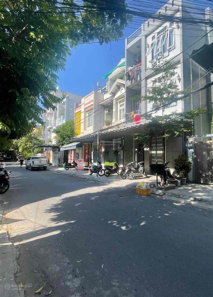 Bán hai lô đất liền kề mặt tiền dương bá trạc, dt 180m2, ngang 10m. vị trí rất đẹp xây tòa căn hộ