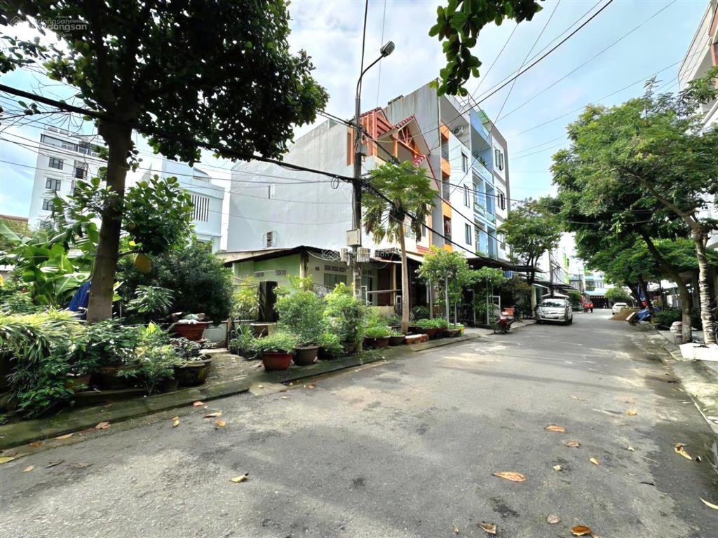 Bán hai lô đất liền kề mặt tiền dương bá trạc, dt 180m2, ngang 10m. vị trí rất đẹp xây tòa căn hộ