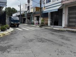 Bán gấp 200m đất đường nhơn hòa 6, ngang 7m sẵn nhà c4, khu đô thị phước lý có giá chưa đến 6 tỷ