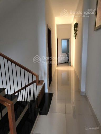 Bán nhà 3 tầng mt đường nguyễn tạo, dt đất 125m, ngang 5m, ngay khu đô thị fpt cyti  giá 6 tỷ 9 tl