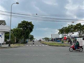 Bán lô góc 3 mt nguyễn huy chương & nguyễn trọng nghĩa, dt đất 193m, ngang 8,5m view biển trực diện