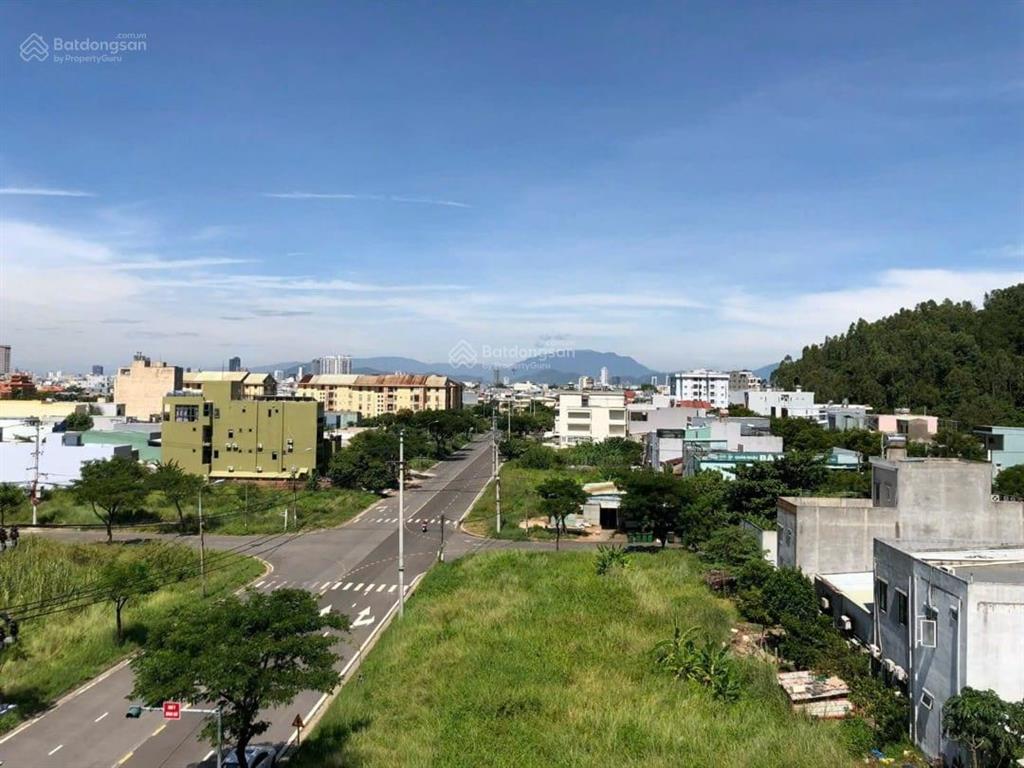 Bán tòa nhà 6 tầng mt đường lê văn lương, dt 300m, ngang 15m, gồm 36 phòng, tầm nhìn trực diện biển