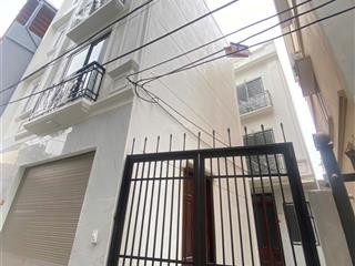 Nhà rẻ nhất lại yên, gần chợ và đường ô tô, cực thoáng mát, dt 40m2, 4 tầng. giá 4.5 tỷ