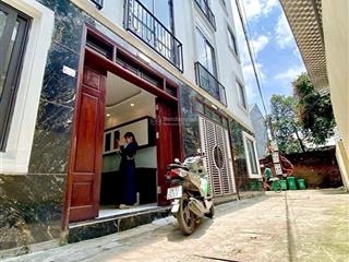 Dưới 3 tỷ, khẳng định ko căn nào đẹp hơn, ô tô đỗ cửa, ko mua sẽ rất tiếc. dt 30m2x4t. giá 2,78 tỷ