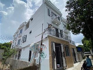 Cần tiền trả lãi, bán gấp nhà hưng đạo, ô tô cách 10m, view cực thoáng, dt 40m2, 4 tầng. giá 3,6 tỷ