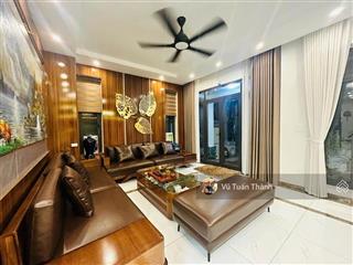 Bán gấp liền kề 5 tầng hoàn thiện đẹp kđt văn quánvỉa hè rộngoto tránh đỗgiá tốt