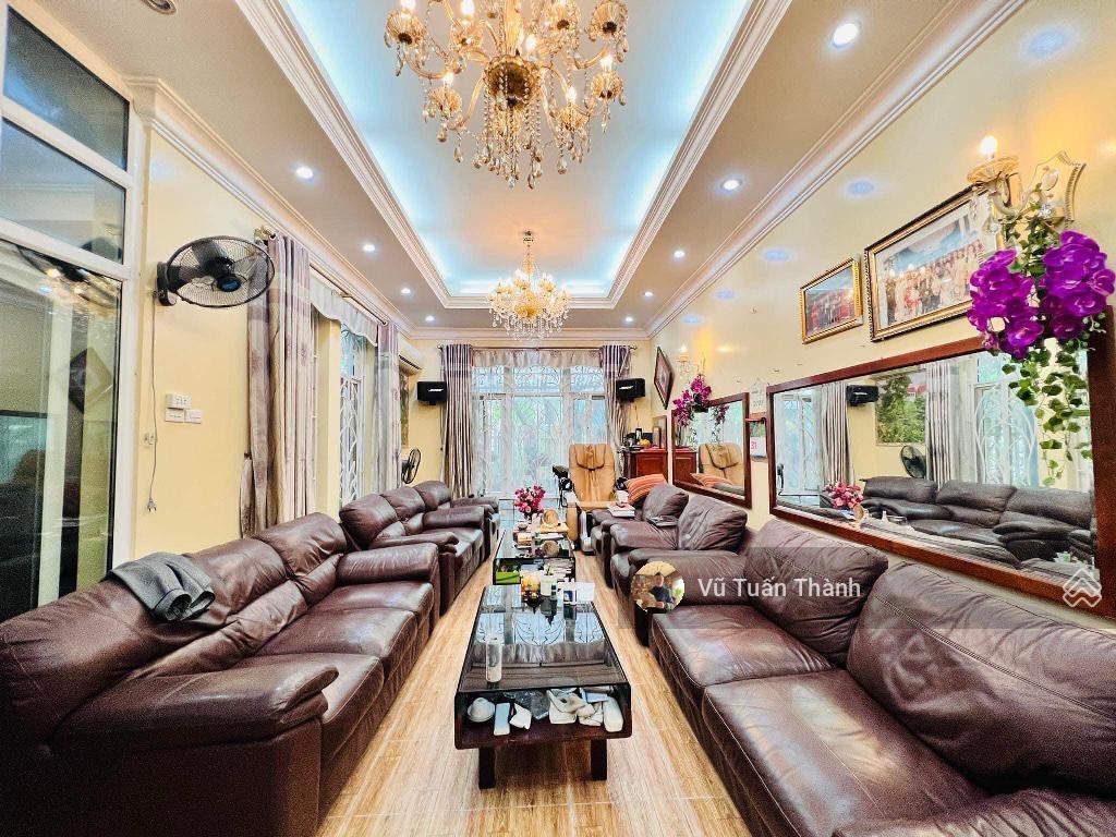 Rẻ nhất khugiá đầu tưbiệt thự ven đường lê quang đạomặt tiền rộng170m2mt9m29.5 tỷ