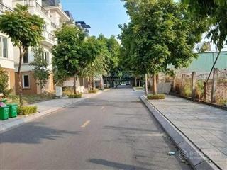 Em bán lô đất dịch vụ trôi, khu 5,5ha hoài đức, hà nội.