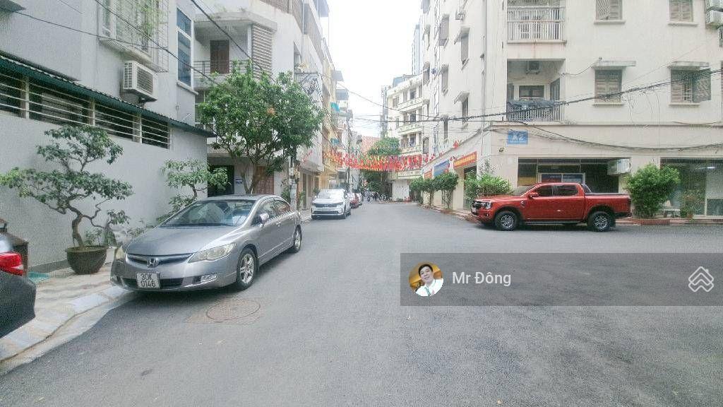 Bán đất nghĩa đô cầu giấy 100m2, mt 8m, vỉa hè, chỉ 36,5 tỷ.