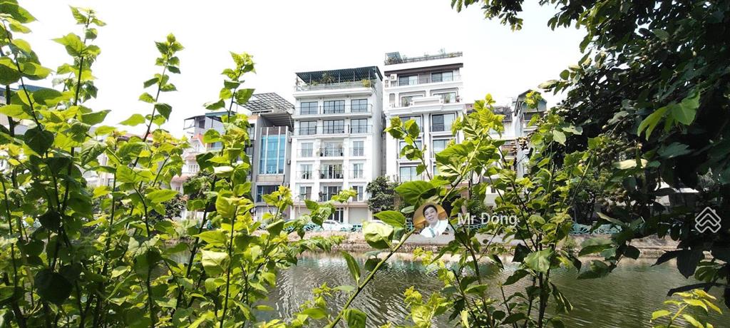 Bán đất xuân diệu tây hồ 120m2, mt 8,3m, giá 32 tỷ.