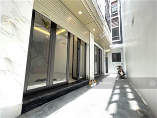 Bán nhà lạc long quân  tây hồ 72m2, 5 tầng, chỉ 11,5 tỷ.