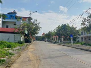 Bán 100m2 bám trục chính cô tô