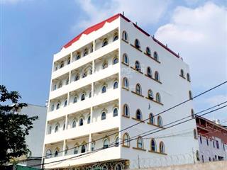 Bán nhà mặt tiền 1000m2 7 tầng 68 căn hộ dịch vụ dòng tiền lớn chỉ 68 tỷ bưng ông thoàn