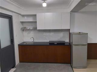 Bán căn hộ chung cư 109 nguyễn biểu (q5) dt 50m2. 2pn giá 2.8 tỷ  0909 563 *** hưng