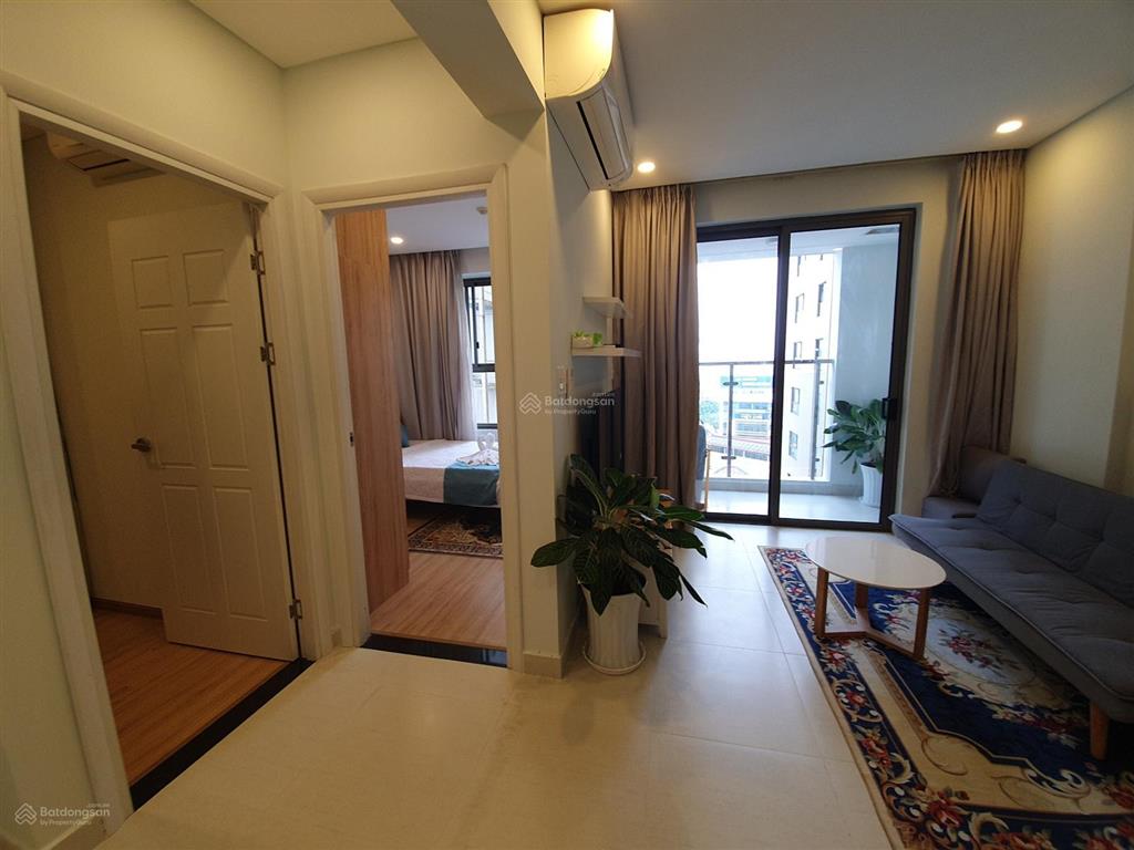 Bán chung cư 312 lạc long quân  dt 70m2.2pn giá 2.95 tỷ  0909 563 *** mr hưng