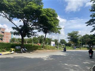 Bán nền góc hong 95m2 kdc nhơn đức giá 4.7 tỷ
