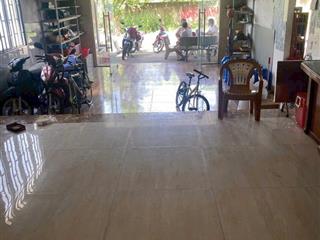 Định cư nước ngoài nên cho thuê gấp nhà 5 tầng có thang máy giá chỉ 23 triệu