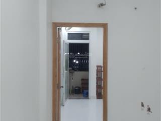 Cho thuê căn hộ mini có máy lạnh, rèm cửa, bếp....