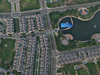 0982 089 *** cho thuê biệt thự an khang villa dt 230m2, giá 28 tr / tháng