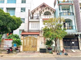 Chính chủ bán nhà mặt tiền lê thúc hoạch đối diện trường cấp 3 trần phú 8 x 20m 2 lầu st