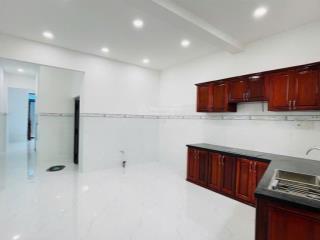 Bán nhà 2 tầng dt 76m2 hẻm oto ngô đến gần biển, gần tháp bà ponagar giá 3tỷ850tr, sổ đỏ chính chủ