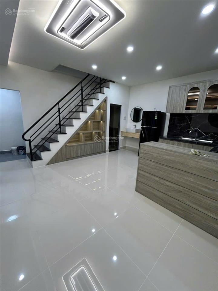 Bán nhà 2 tầng hẻm đường thống nhất ngay mã vòng nha trang dt 27m2, để lại nội thất mới, giá 2,9tỷ