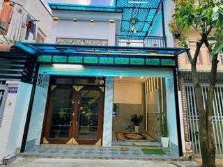 Nhà 1 lầu ngang 5,5m rộng rãi xây hiện đại 3pn, đường nguyễn hữu trí, tân túc, bình chánh, 60m2